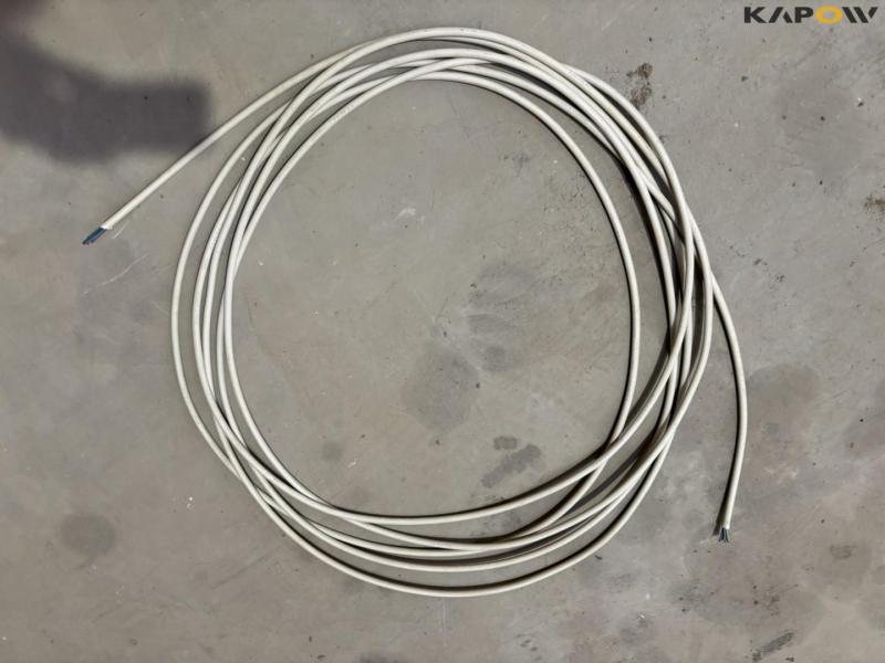 Cables 380/220 volts 17