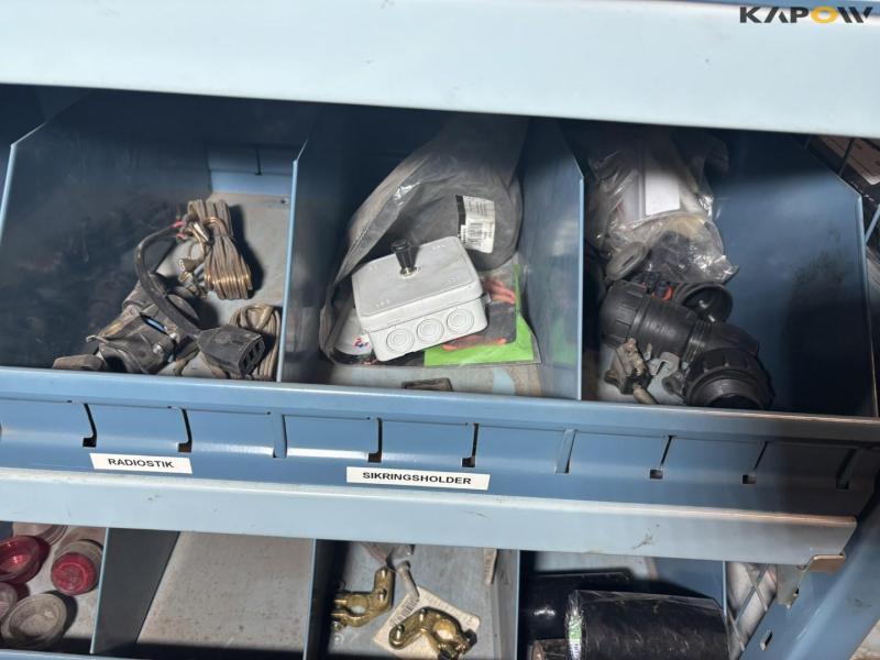 Chains/Bearings and auxiliary materials 30