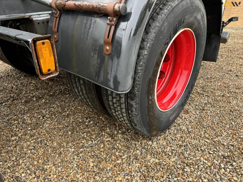 Trailer with multilift hooklift 40