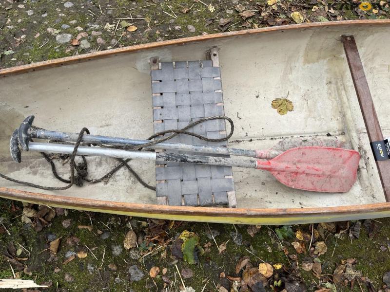 Canoe 9