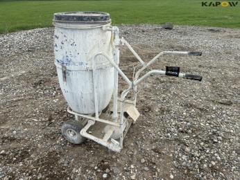 Lime sprayer
