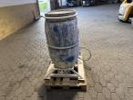Lime spreader for pallet forks 4
