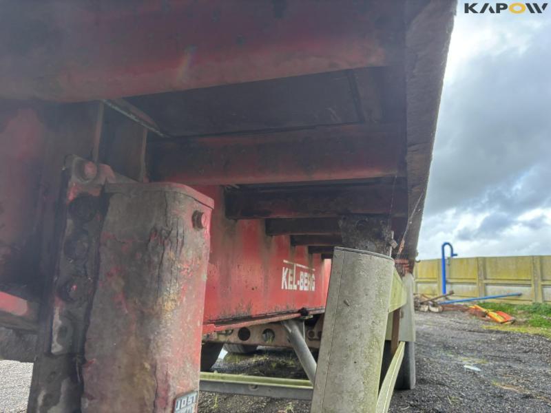 Kel-Berg flat/straw wagon 13.6 meters 69