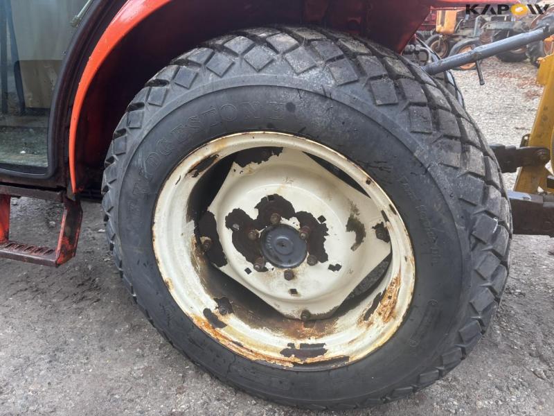 Kioti CK35 HST tractor 42