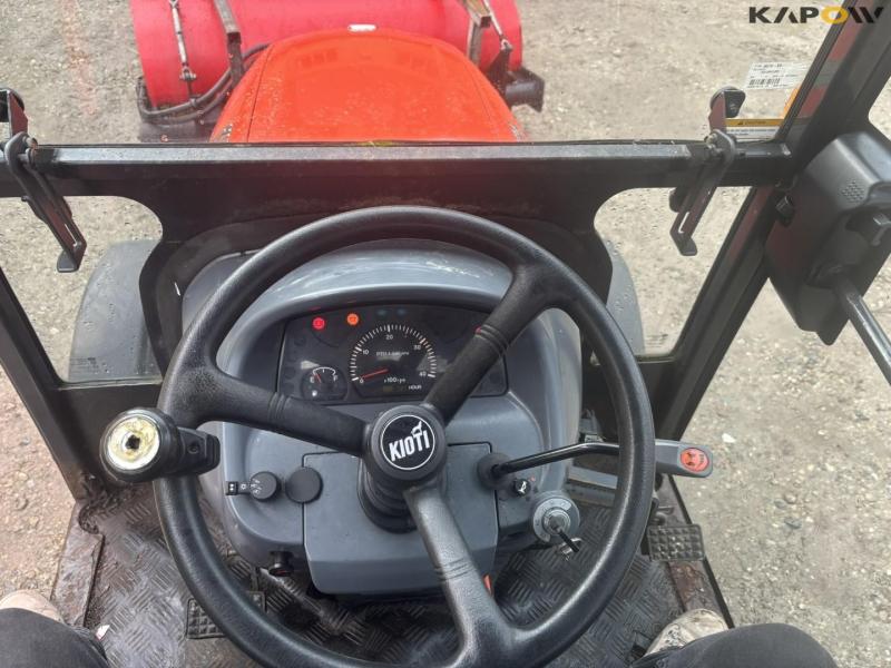 Kioti CK35 HST tractor 68