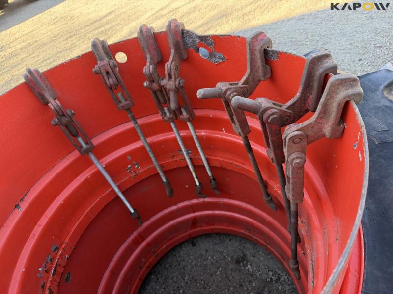 Kleber 460/85-R38 twin wheels 11