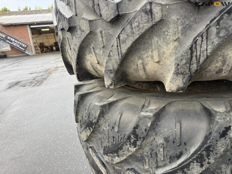 Kleber 520/70-R30 twin wheels 9