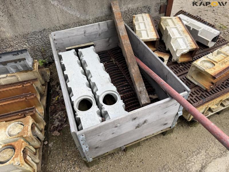 Manhole covers, spacers and miscellaneous 11