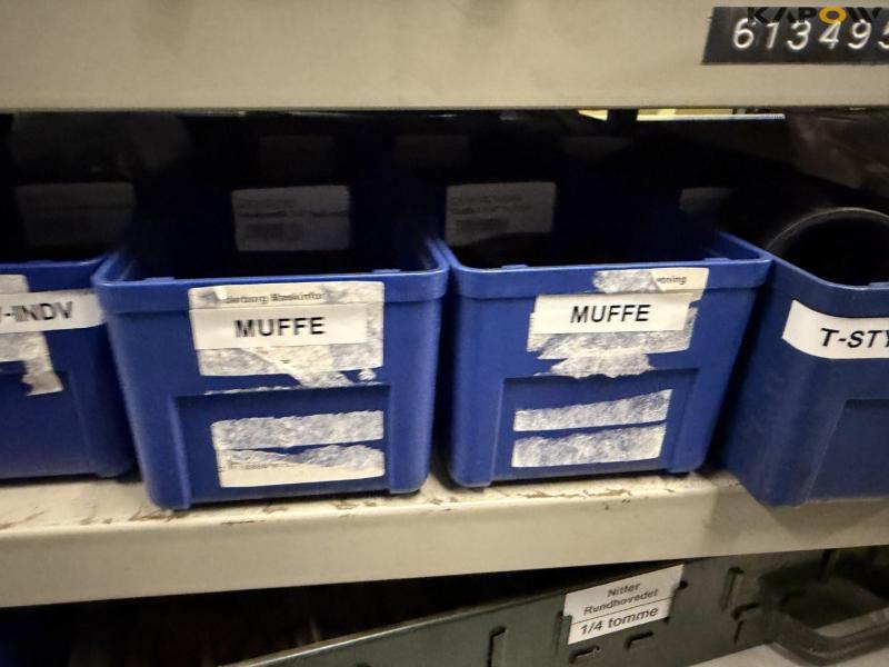 Couplings and fittings 17