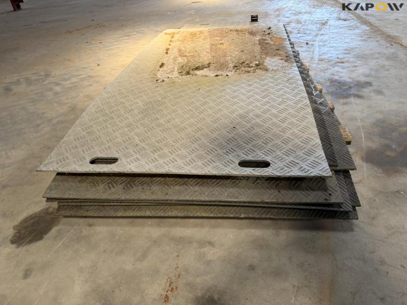 Driver's plates - 7 pcs. 6