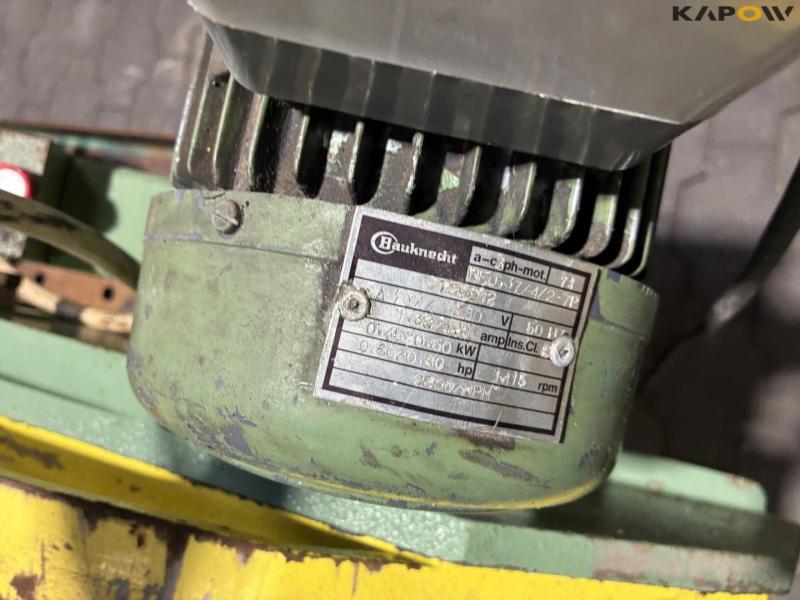 Cold saw 12