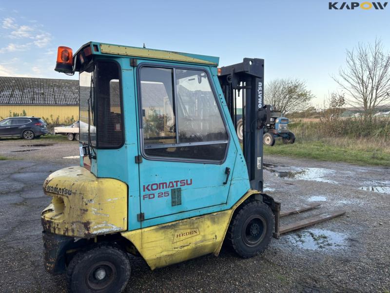 Komatsu FD 25 forklift 5