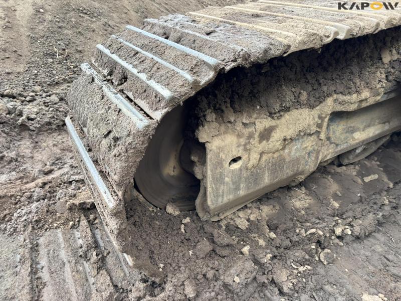 Komatsu PC 450 LC-8 excavator 24