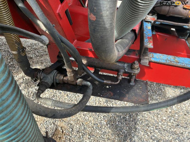 Combi sewer/cleaner with remote control 28