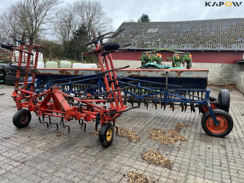 Combination set for row sowing in maize 1