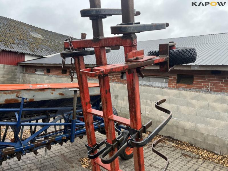 Combination set for row sowing in maize 25