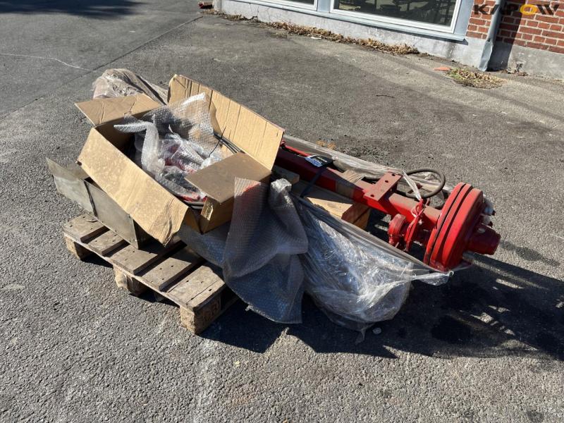 Complete new wagon axle - new 1