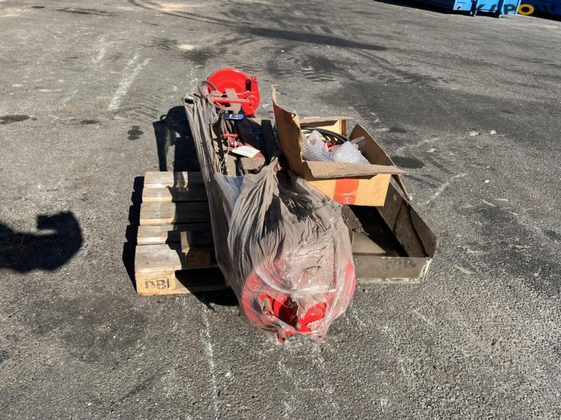 Complete new wagon axle - new 4