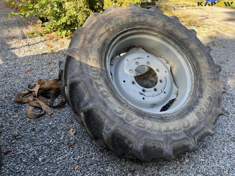 Complete wheels 380/85-R28 3