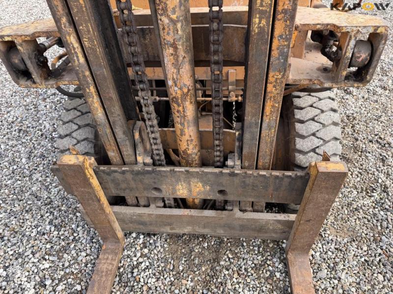 Komatsu GF15 forklift 11