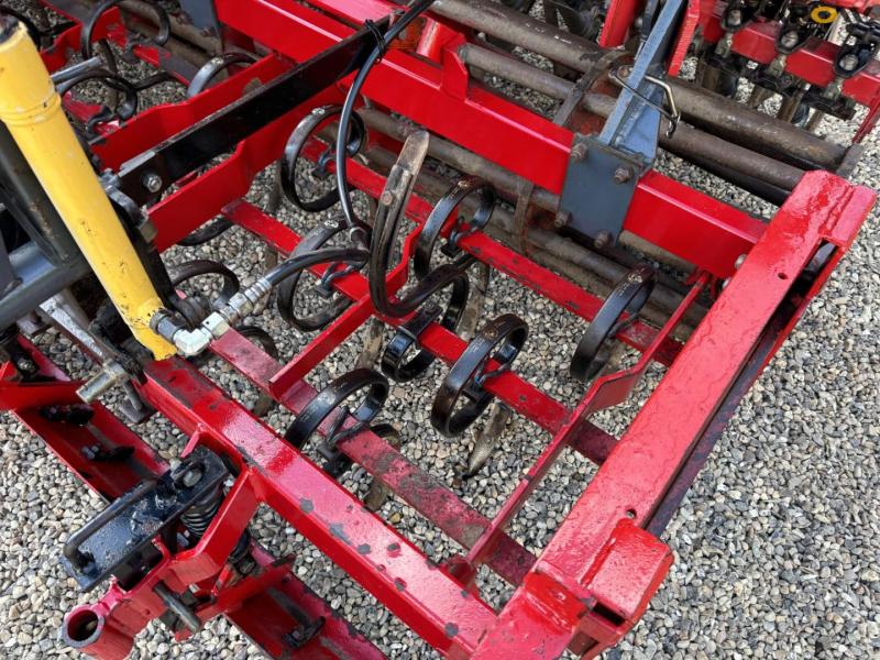 Kongskilde Demeter Classic 4000A seed drill 24