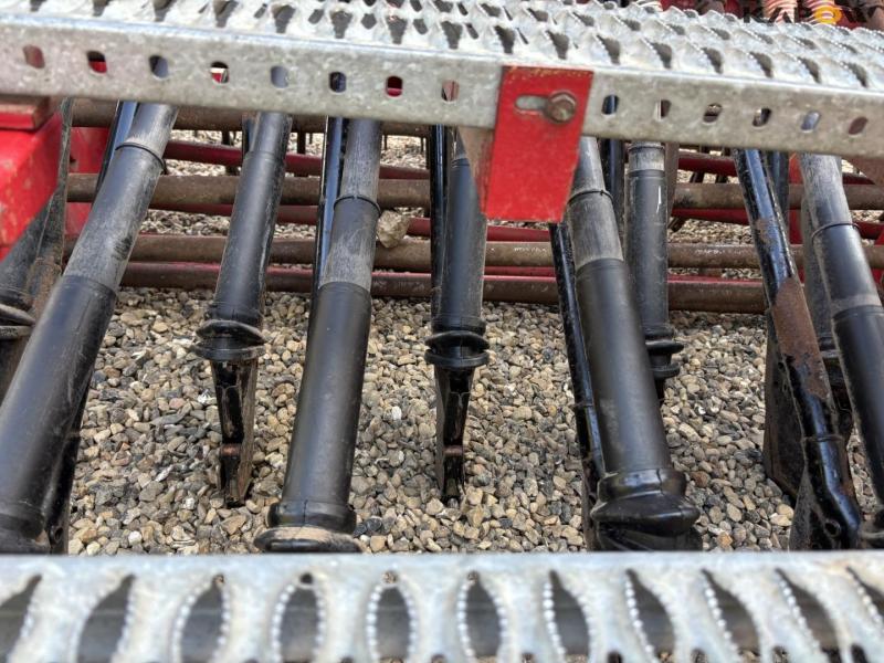 Kongskilde Demeter Classic 4000A seed drill 30