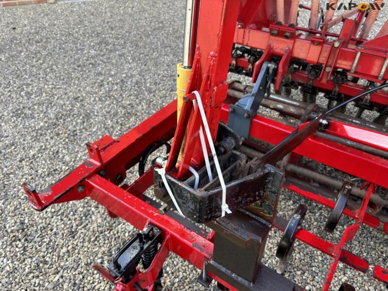 Kongskilde Demeter Classic 4000A seed drill 44