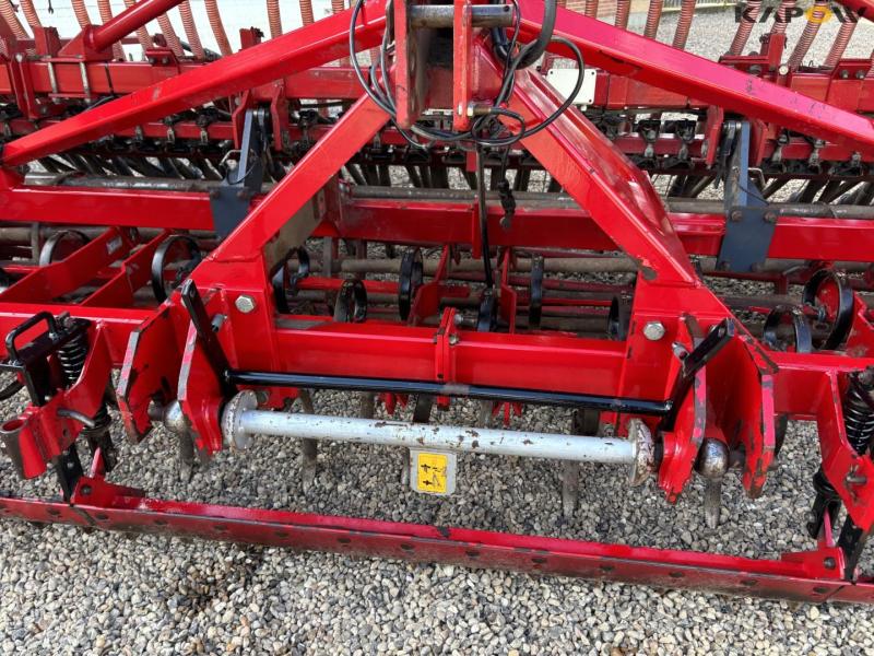 Kongskilde Demeter Classic 4000A seed drill 53