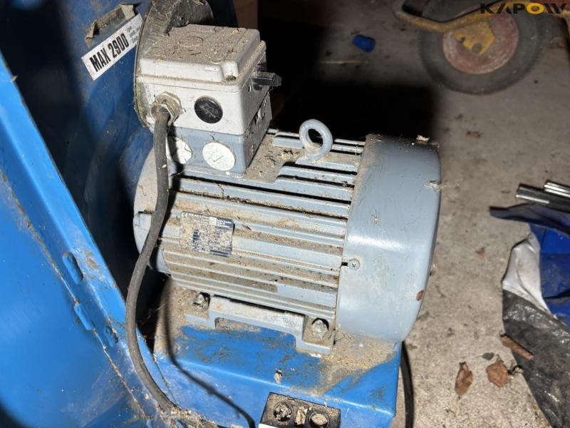 Kongskilde TRL 40 grain blower 7