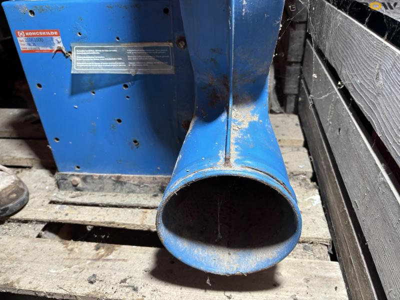 Kongskilde TRL 75 grain blower 5