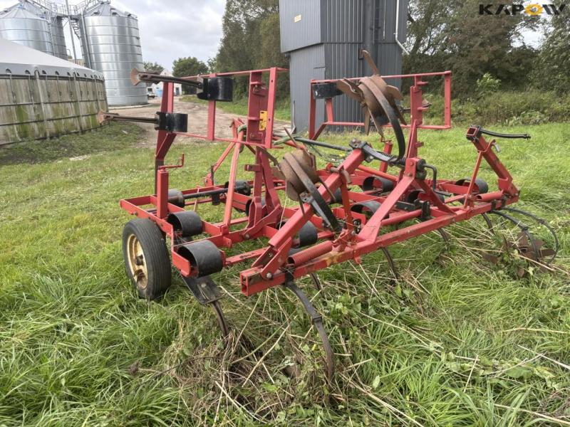 Kongskilde Vibroflex 17-tooth stubble harrow 8