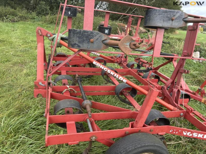 Kongskilde Vibroflex 17-tooth stubble harrow 39