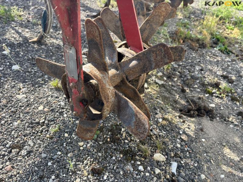 Kongskilde Vibroflex 17 TDS. with spades roller after harrow 39