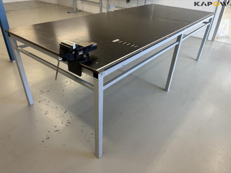 Heavy duty table with vise 1