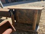 Crane arm and planer for Quick hitch 10