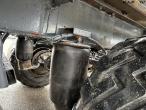 Hooklift truck 3 axles 33