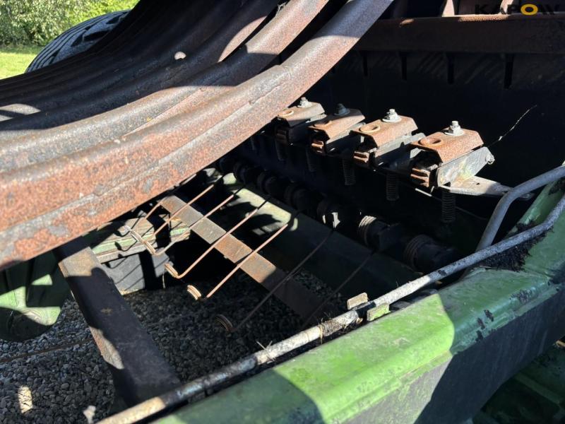 Krone Big Pack 1290 Big Ball Presses 36