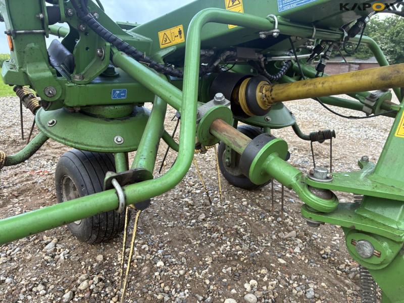 Krone KW 10.02/10 tedder/spreader 11