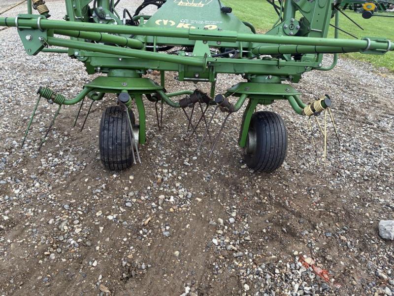 Krone KW 10.02/10 tedder/spreader 16