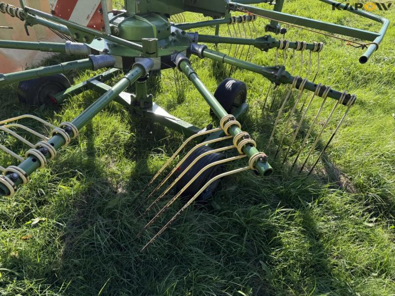 Krone Swadro 35 rake 16