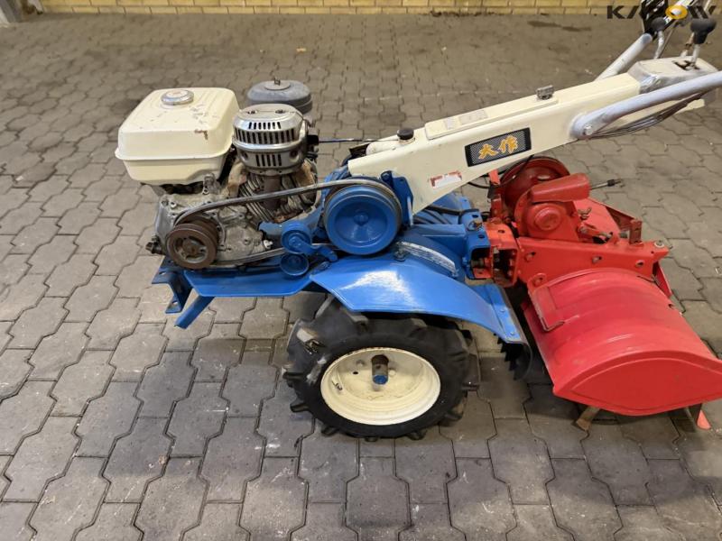 KS 650 tool carrier with cutter 9