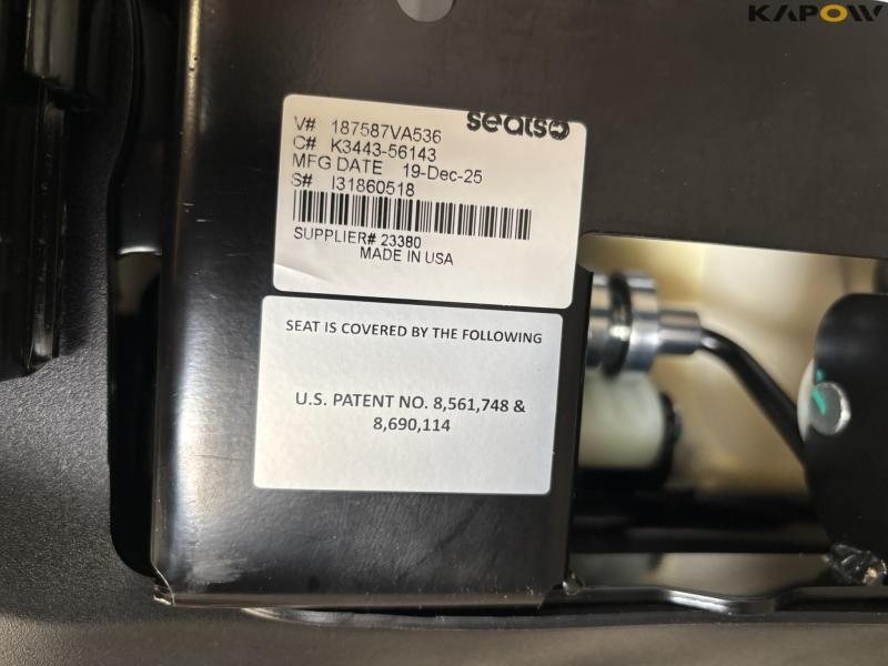 Kubota seat with armrests - new 18