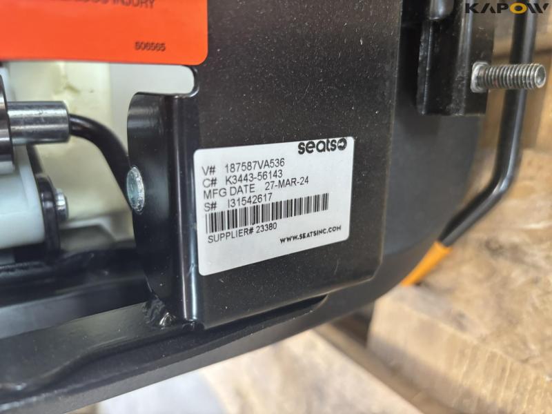 Kubota Seat with armrest 2 pcs. - New 20