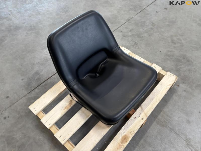 Kubota seat with switch 2