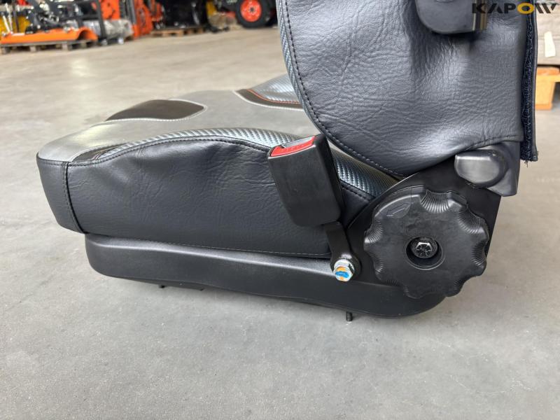 Kubota seats with armrests 2 pieces - new 17
