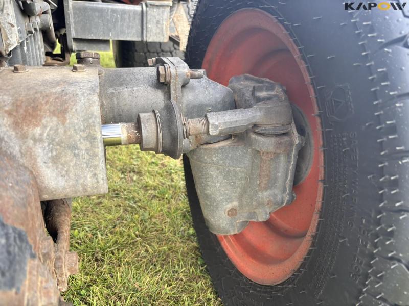 Kubota STV 35 4WD tractor 10