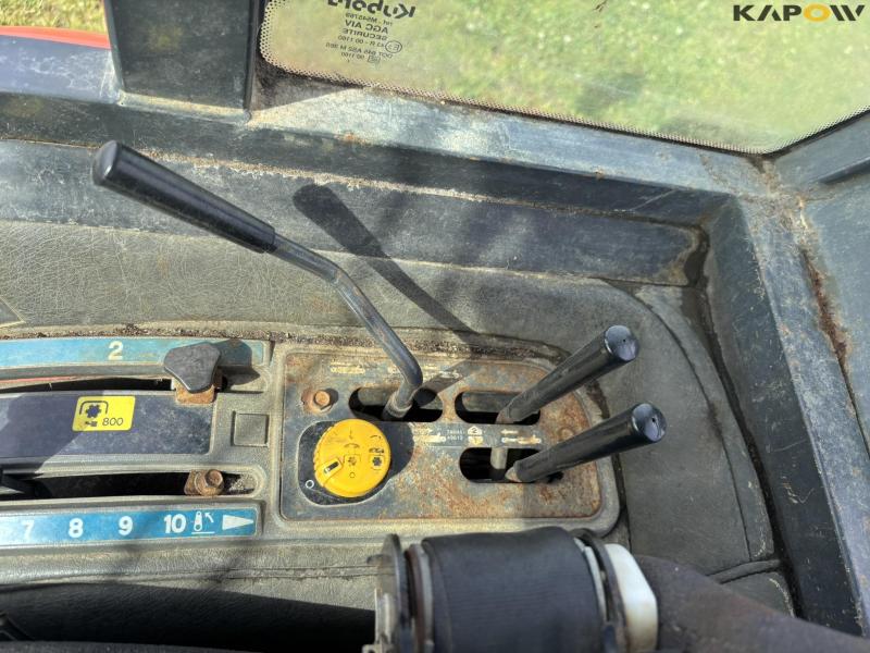 Kubota STV 35 4WD tractor 53