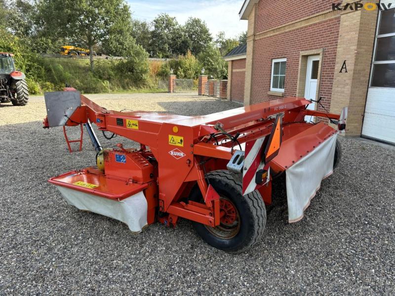 Kuhn FC352G windrower 7