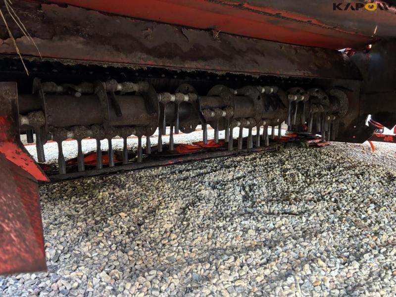 Kuhn FC352G windrower 30