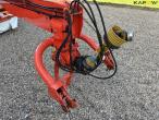 Kuhn FC352G windrower 12